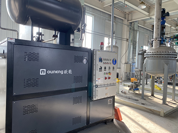 防爆型導熱油電加熱器在光刻膠生產中的應用