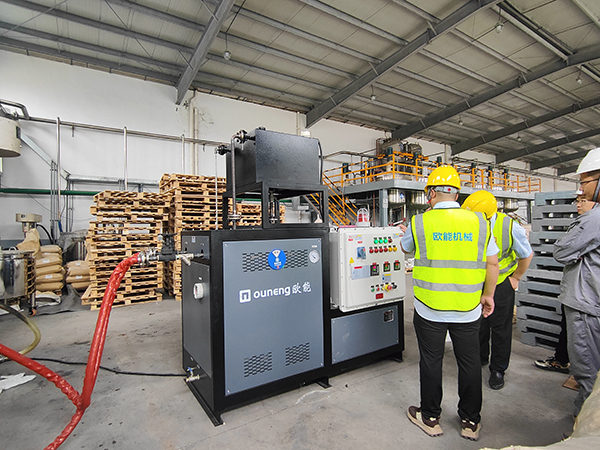 高溫防爆模溫機(jī)設(shè)計和制造，保障生產(chǎn)安全