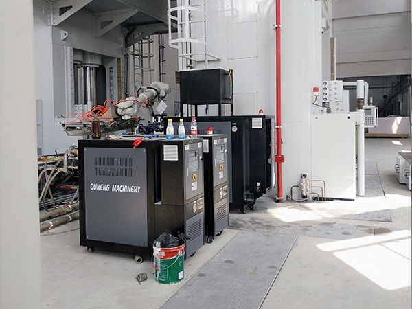 復(fù)合材料成型油加熱器2 復(fù)合材料成型油加熱器2