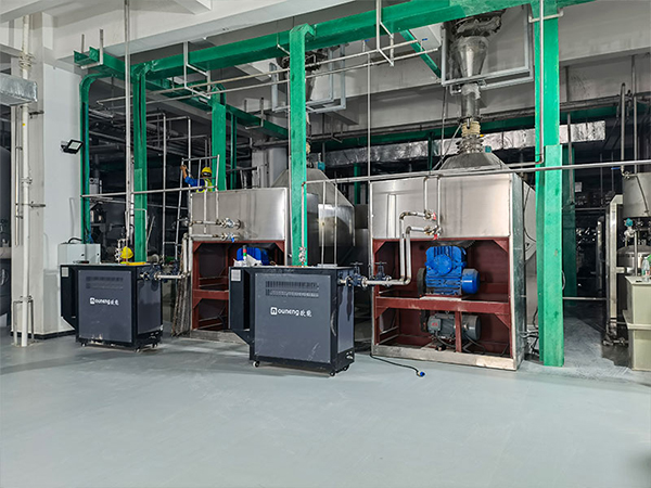 磷酸鐵鋰干燥模溫機(jī)2 磷酸鐵鋰干燥模溫機(jī)2